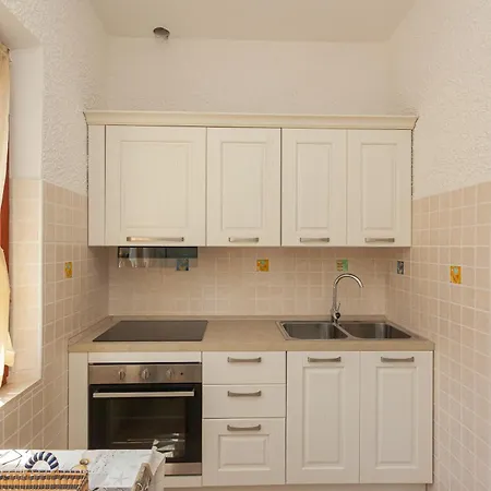 Golden Dune Apartment